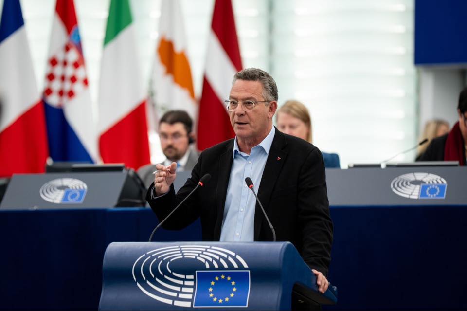 Ερώτηση ευρωβουλευτή Κ. Aρβανίτη σε Κομισιόν για την απειλή της οικονομικής βιωσιμότητας του Τύπου στην Ελλάδα